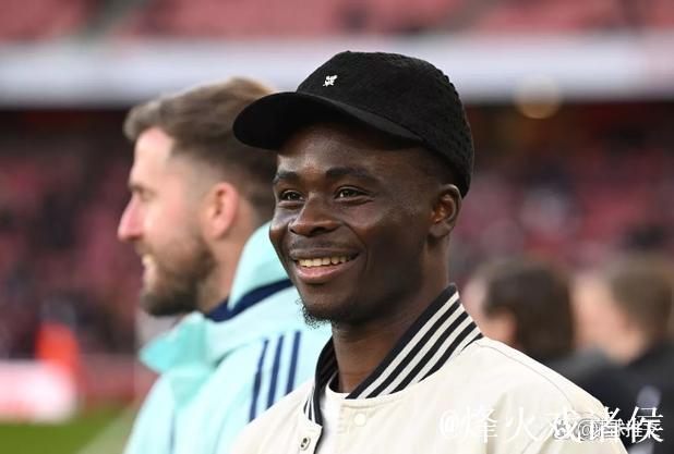 英超格局：阿森纳遭两强追击，曼联利物浦并列，焦点对决引爆下轮